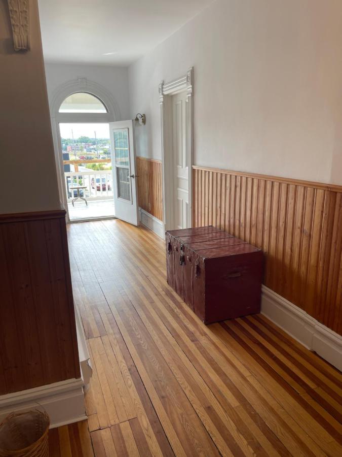 Auberge Et Bistro Namaste Lachute Zewnętrze zdjęcie